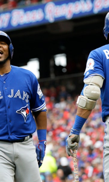 Blue Jays hit 4 home runs, beat Rangers for 2-0 lead in ALDS